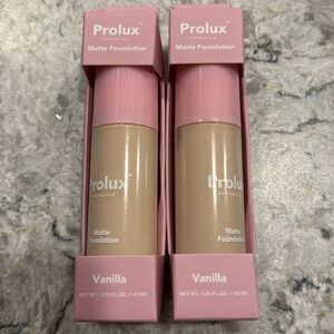 Prolux matte foundation